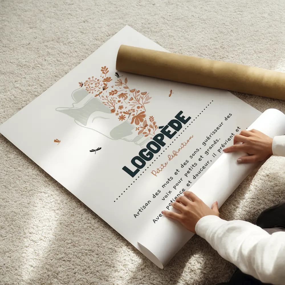 Dessin d'un larynx dont la moitié droite est composée de fleurs avec la définition du logopède